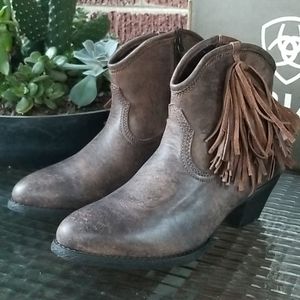 ariat fringe booties